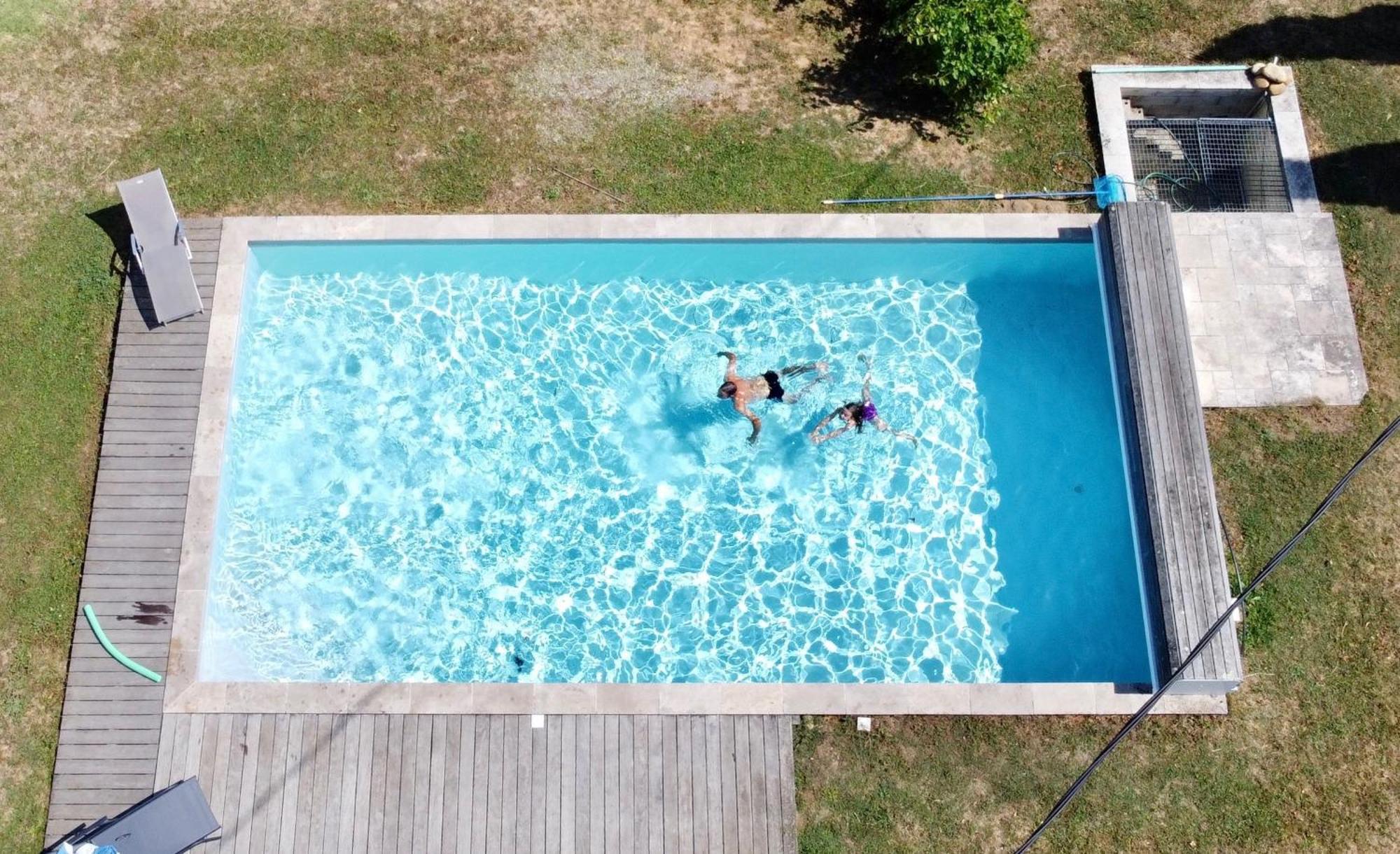 Les Garennes Otel Saint-Uze Dış mekan fotoğraf