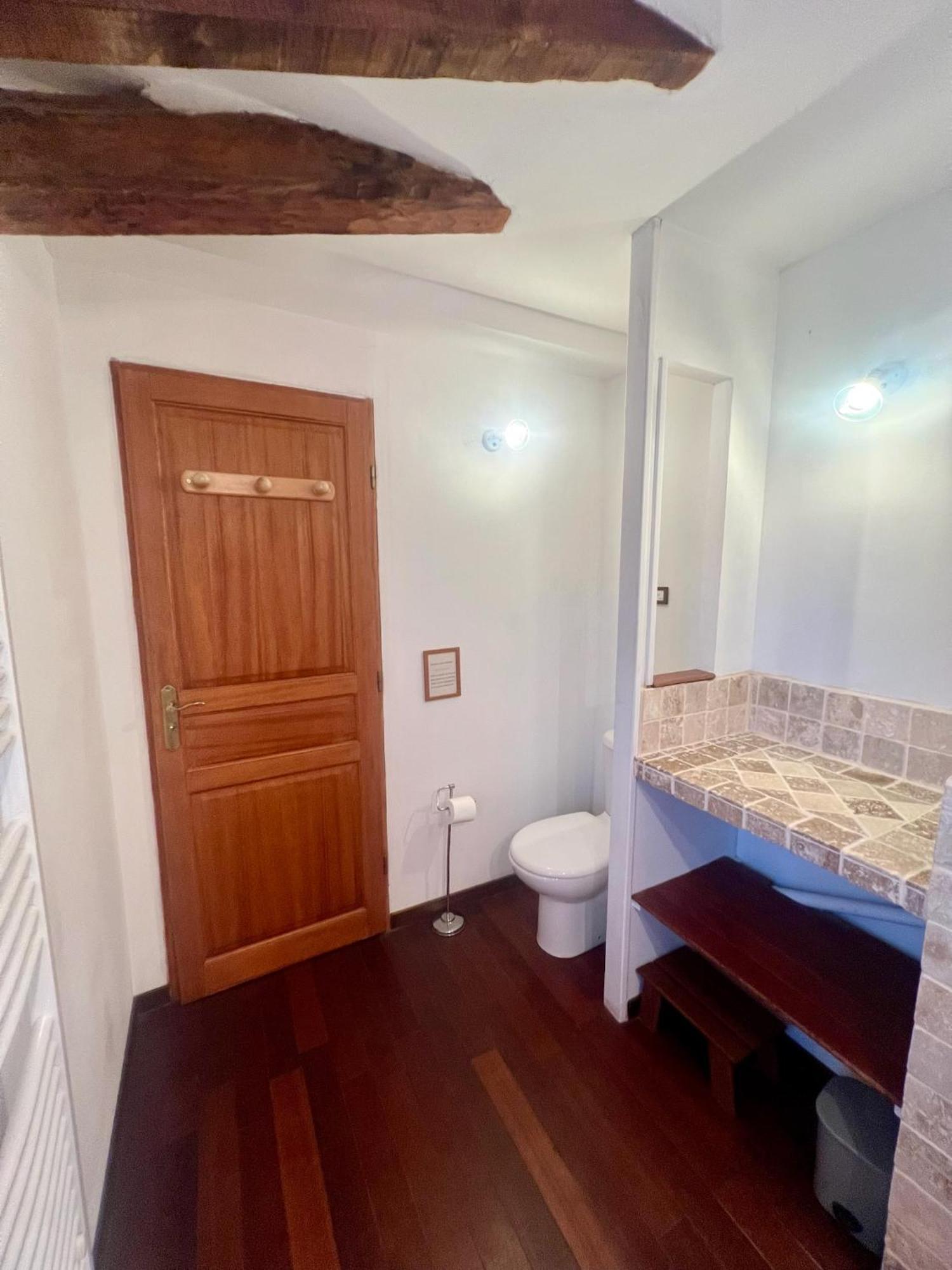 Les Garennes Otel Saint-Uze Dış mekan fotoğraf