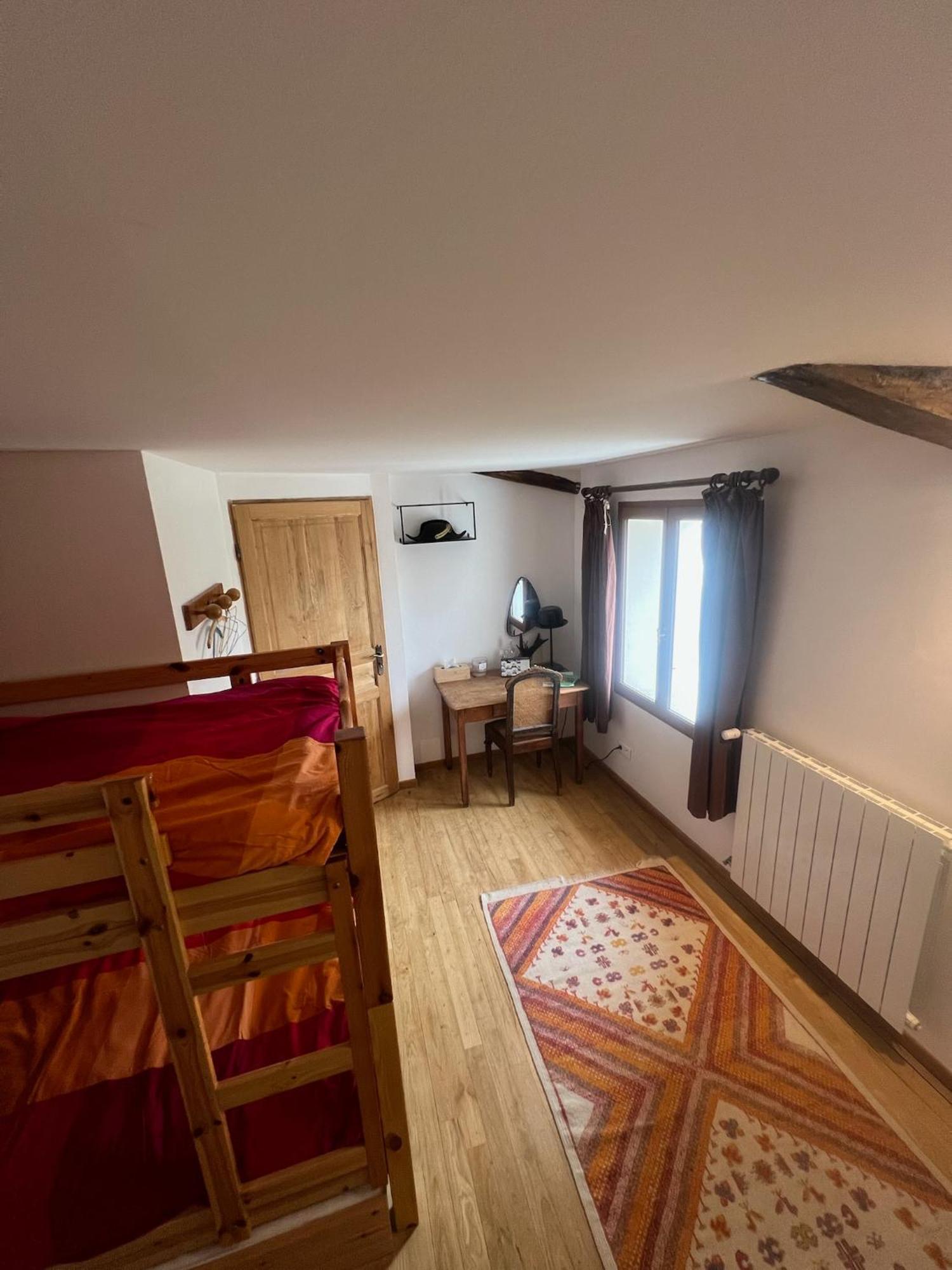 Les Garennes Otel Saint-Uze Dış mekan fotoğraf