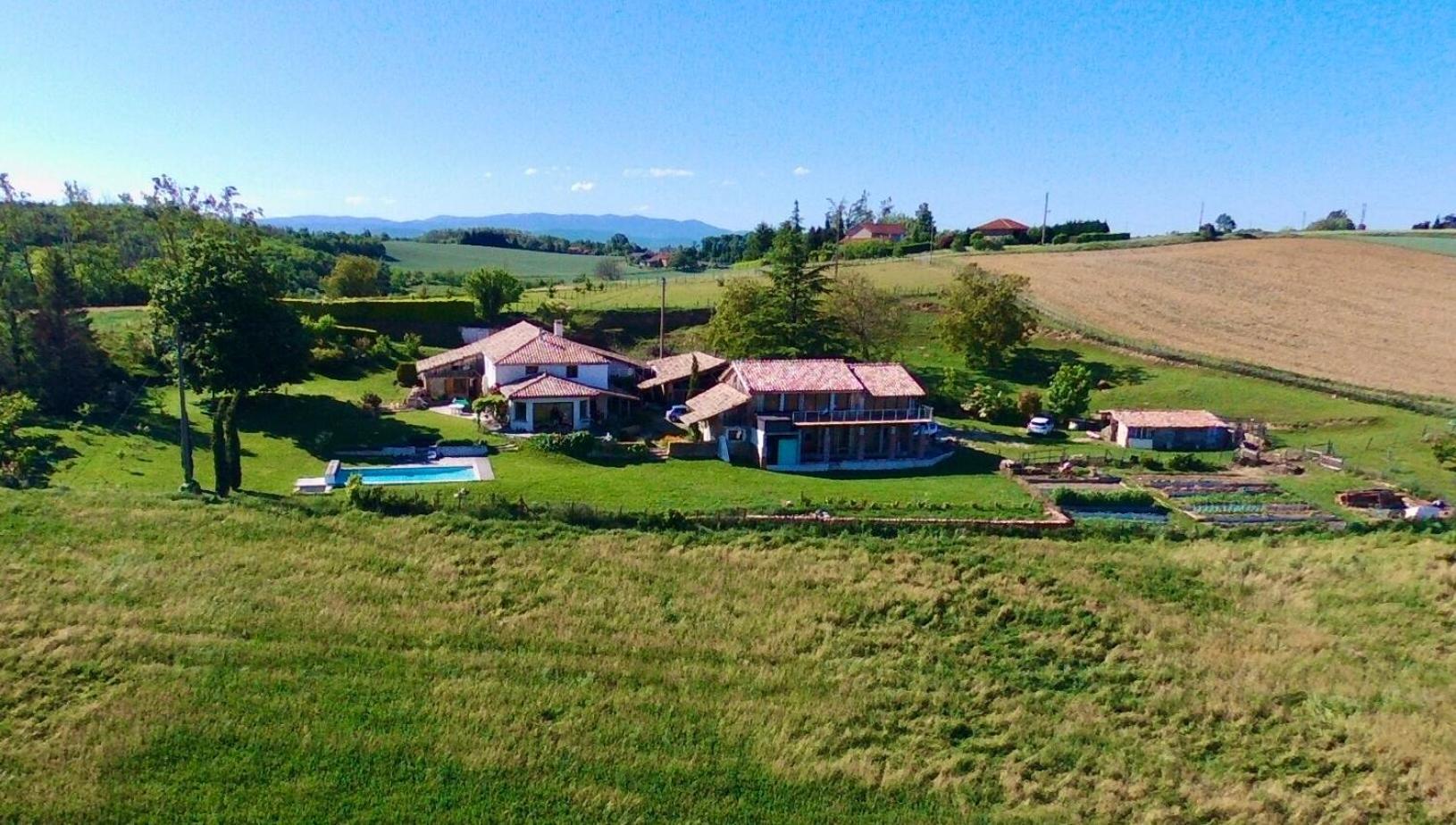 Les Garennes Otel Saint-Uze Dış mekan fotoğraf